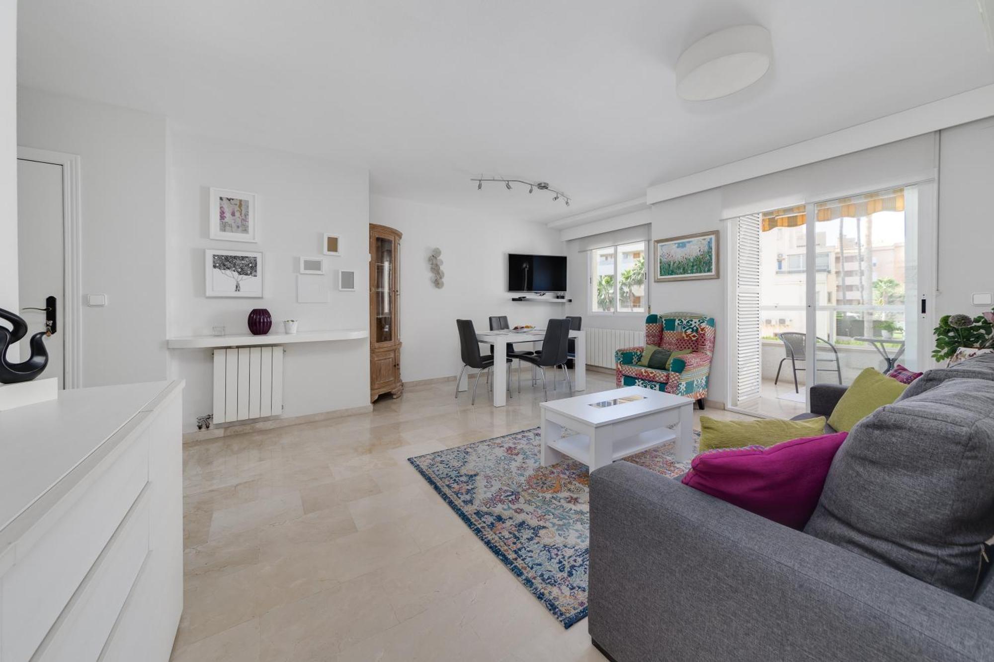 Apartamentos Oasis El Albir Εξωτερικό φωτογραφία