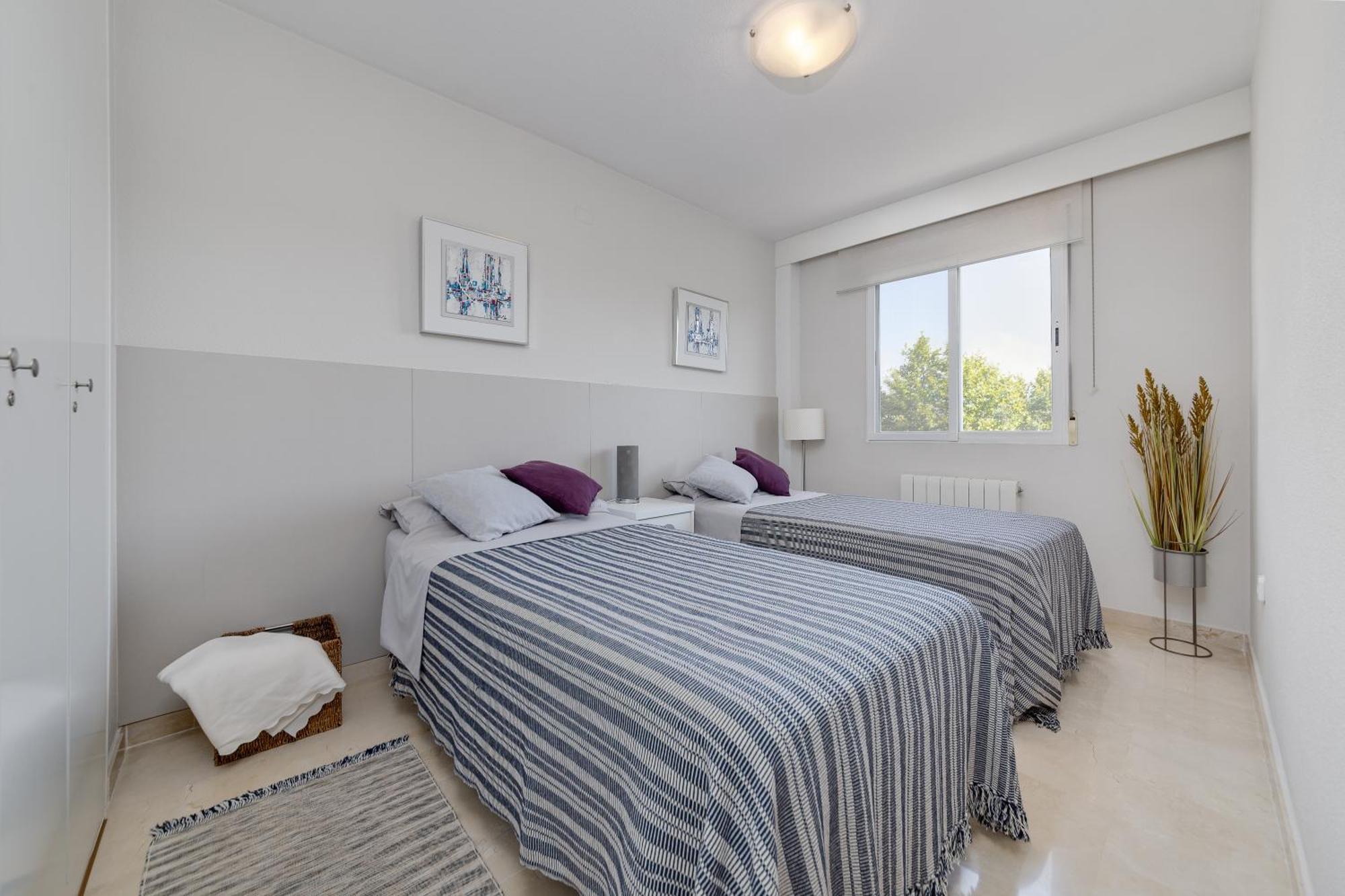 Apartamentos Oasis El Albir Εξωτερικό φωτογραφία