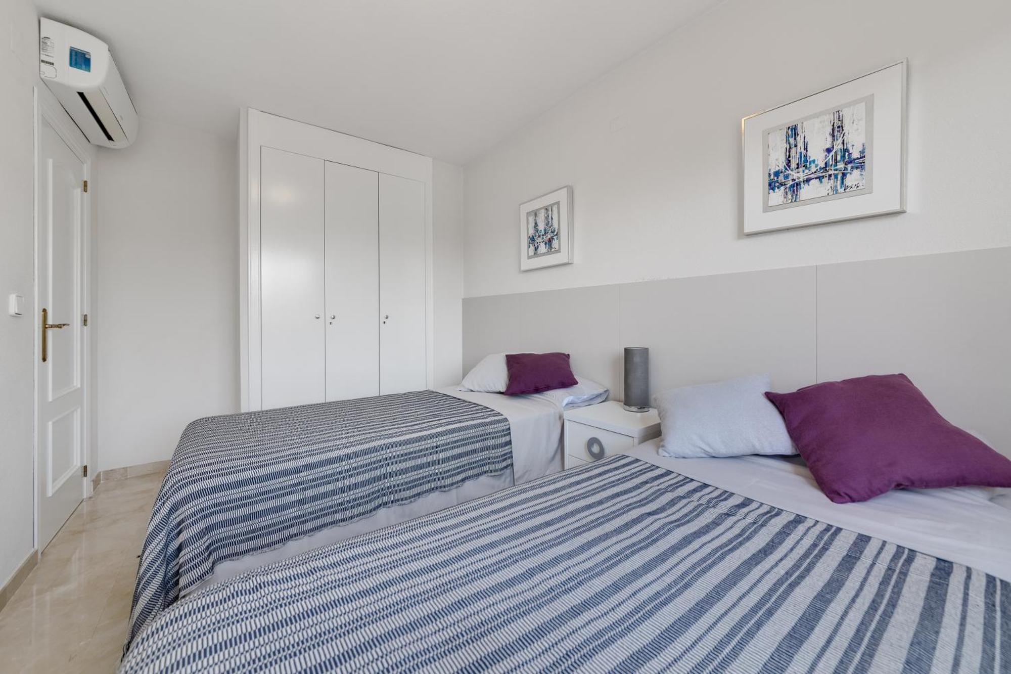 Apartamentos Oasis El Albir Εξωτερικό φωτογραφία